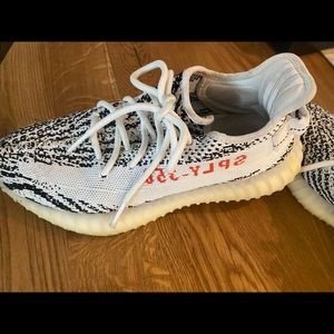 Yeezy Boost 350 Zebra